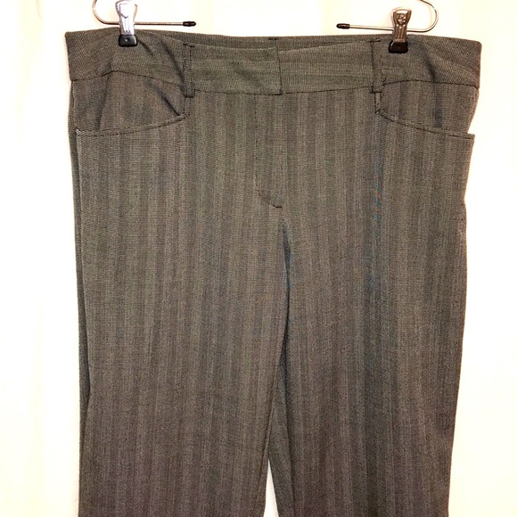 EUC Briggs New York Capri Pants - Picture 3 of 8